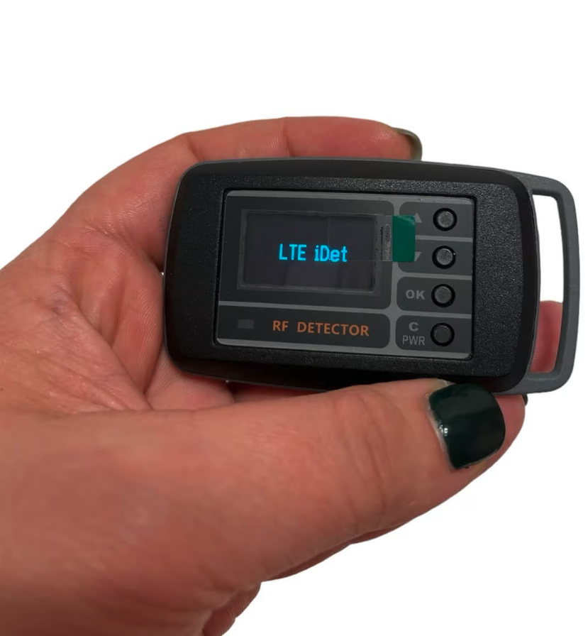Professional wiretap and wireless camera detector Raksa iDet 121LTE