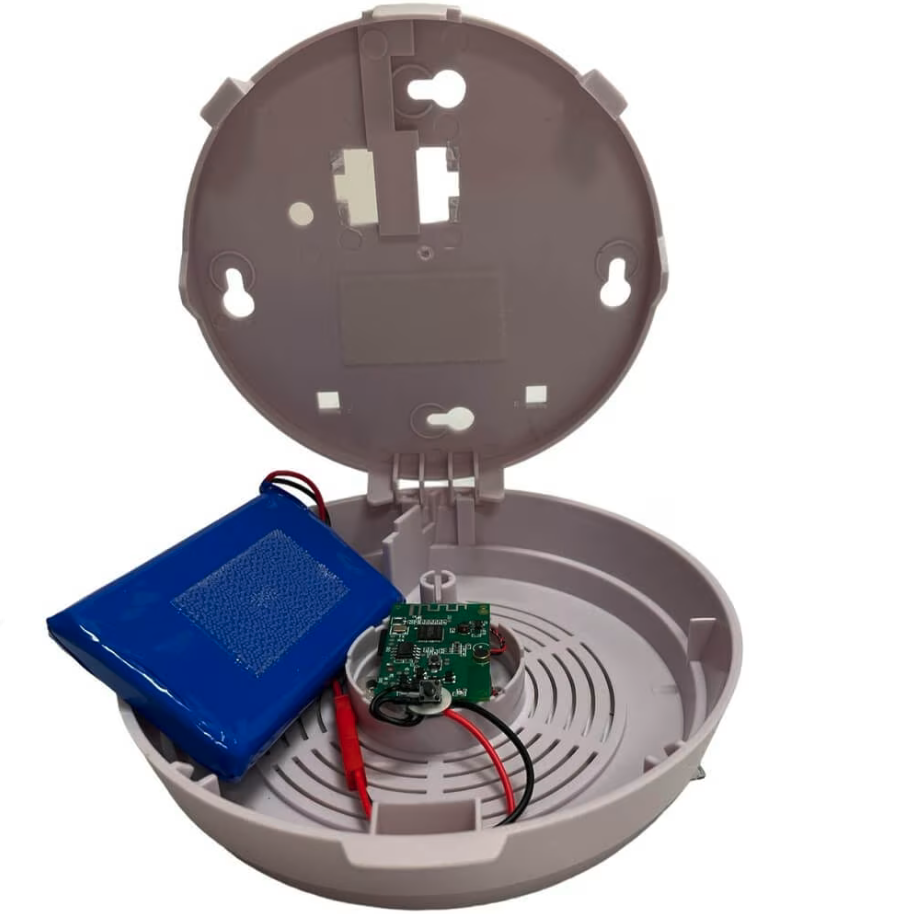 Remote eavesdropper built into smoke detector p410 4
